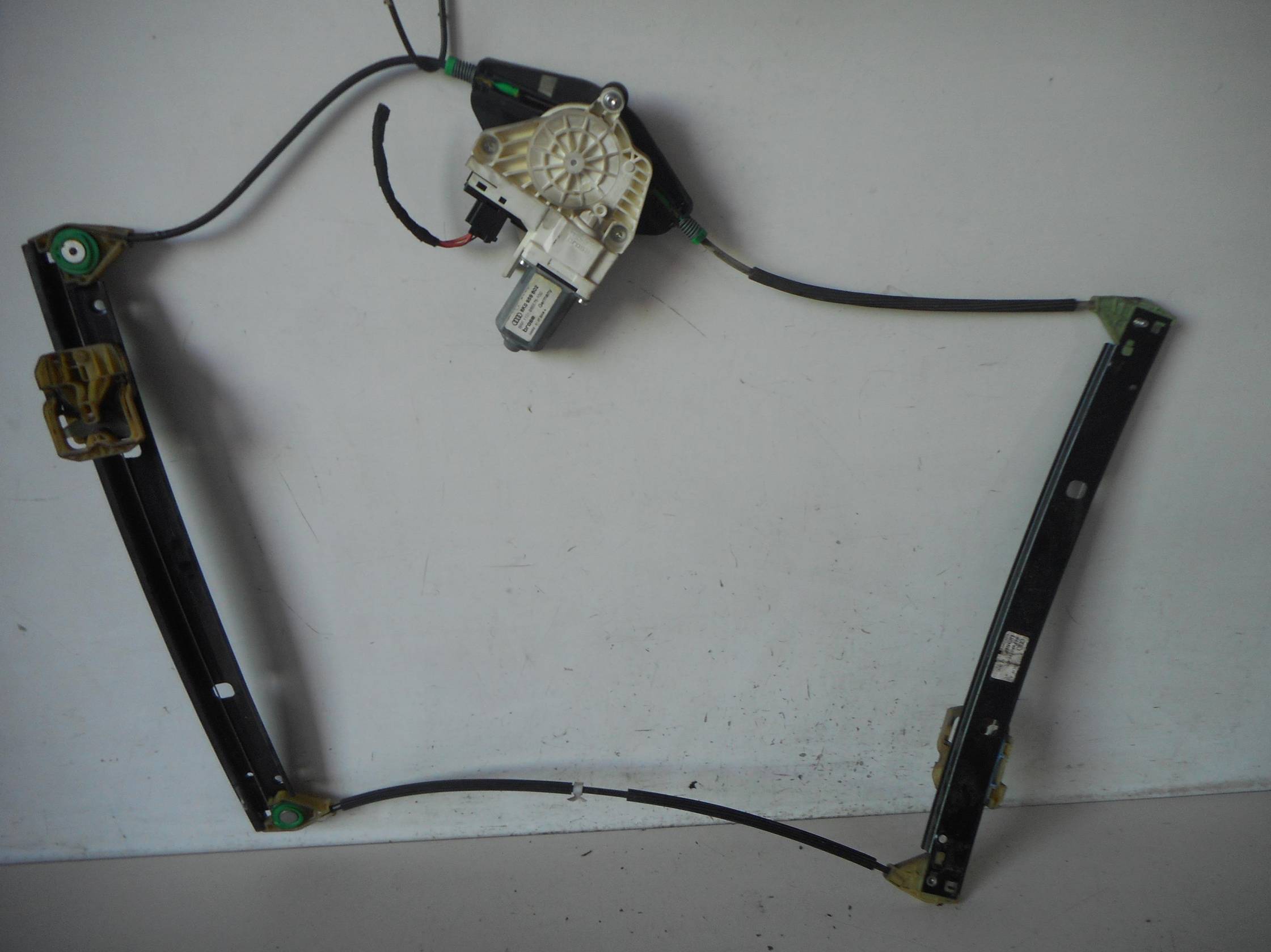 Alzacristallo elettr. porta ant. dx.